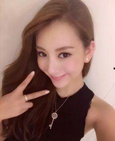 女子吃瓜网红是谁呀视频,视频走红背后的故事